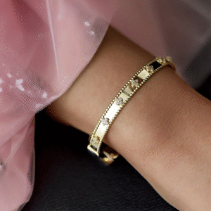 Altın Yonca Kelepçe