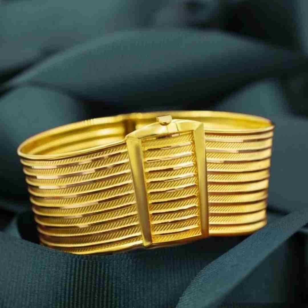 8 Ayar Altın 10 Sıra Sade Kelepçe - Görsel 2