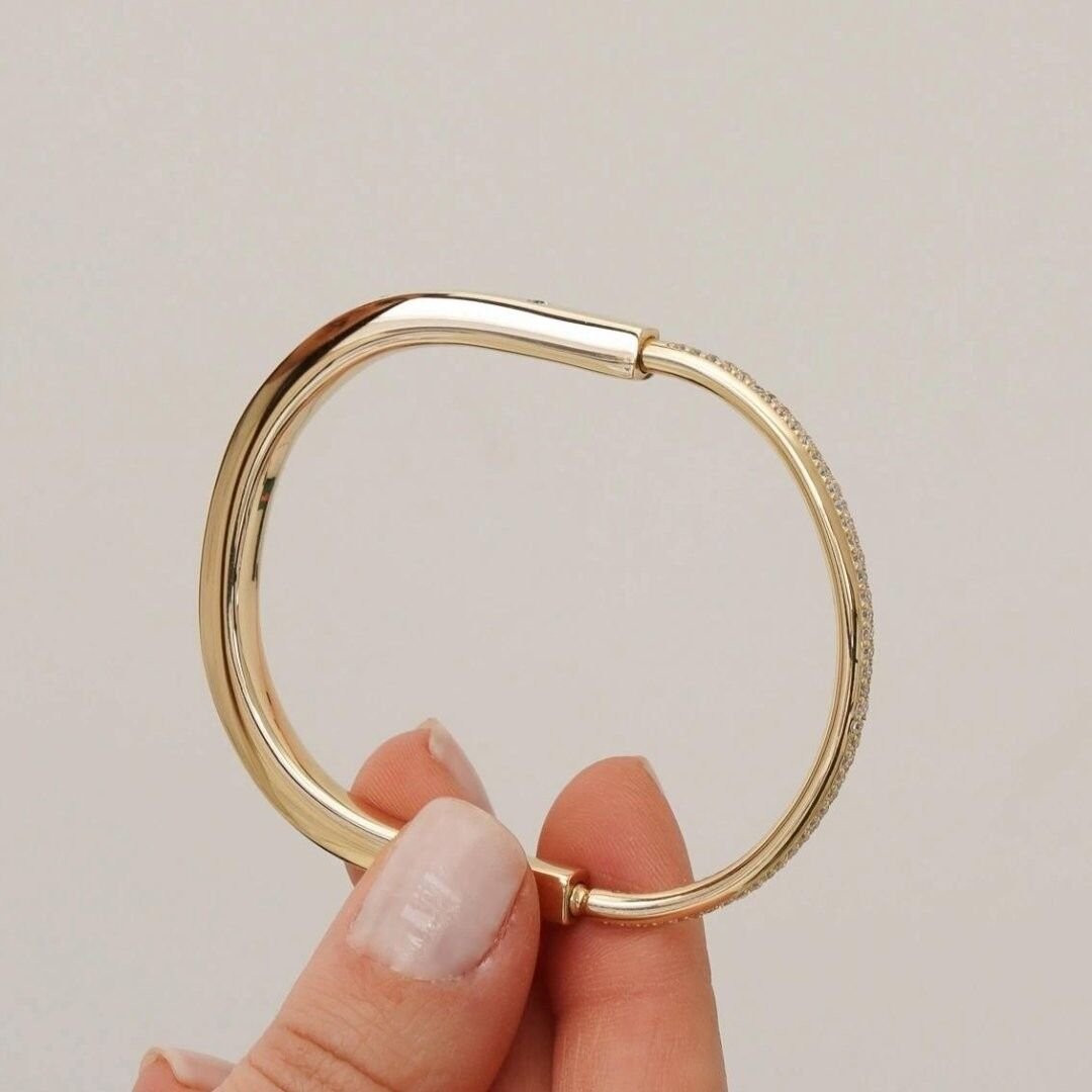 14 Ayar Altın Taşlı Kilit Bileklik - Görsel 3